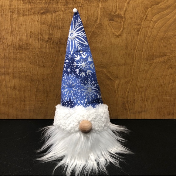 Winter Blue Snowflake Gnome Christmas Hanukkah Silver White Embossed Xmas Gift - Picture 1 of 2